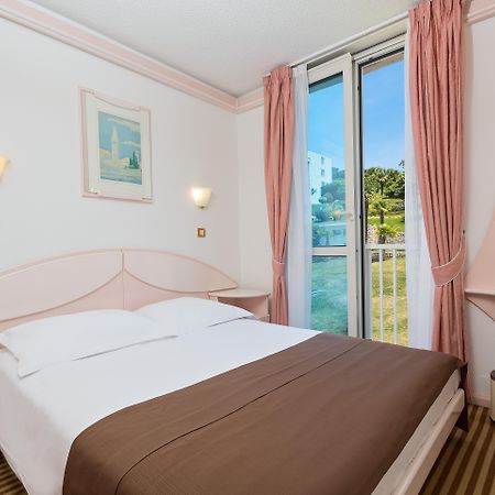 Hotel Zorna Plava Laguna Porec Ngoại thất bức ảnh
