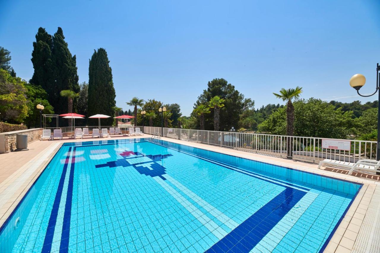 Hotel Zorna Plava Laguna Porec Ngoại thất bức ảnh