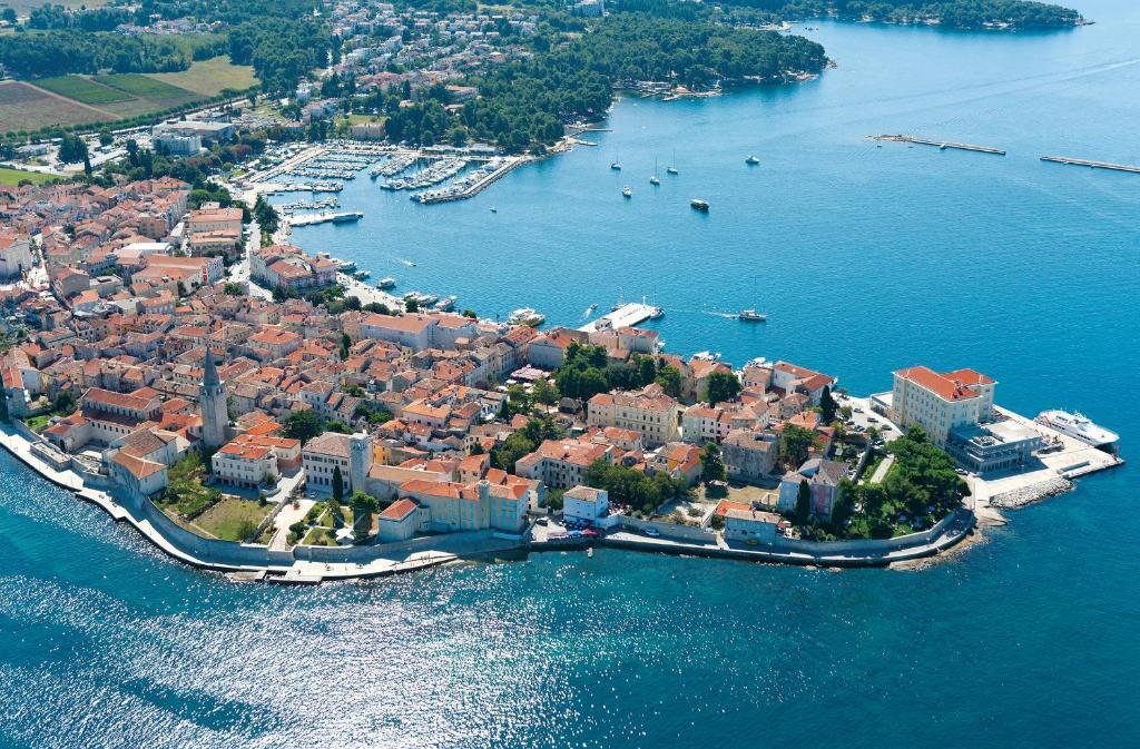 Hotel Zorna Plava Laguna Porec Ngoại thất bức ảnh